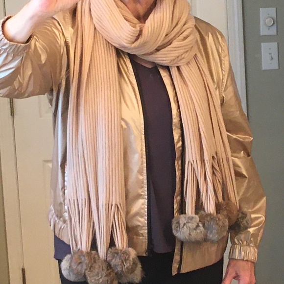 Women's Echo Winter Scarf - Ample Size - Over 7 foot Long!!! Tan / Camel Color - Picture 1 of 6